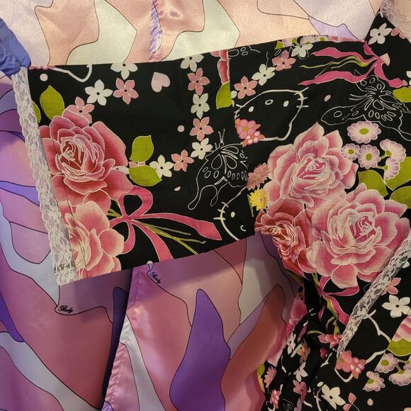 Hello Kitty Top Shorts Outfit Size Small Black Lace Rose Halloween Gyaru Cosplay - Picture 7 of 15